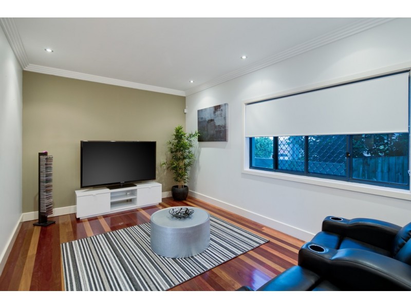 3 Keirnan Street, Redland Bay QLD 4165