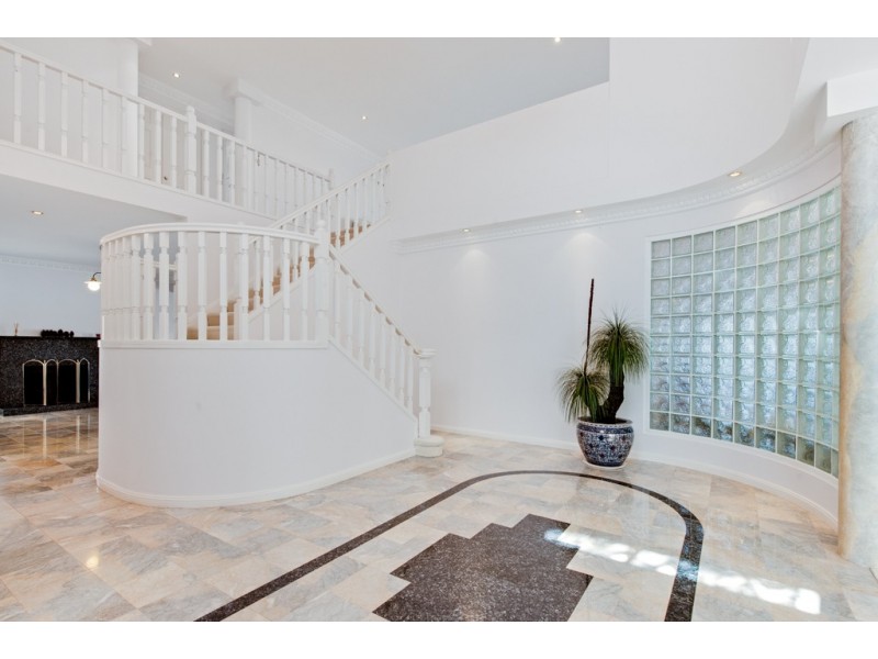 38 Seacrest Court, Raby Bay QLD 4163