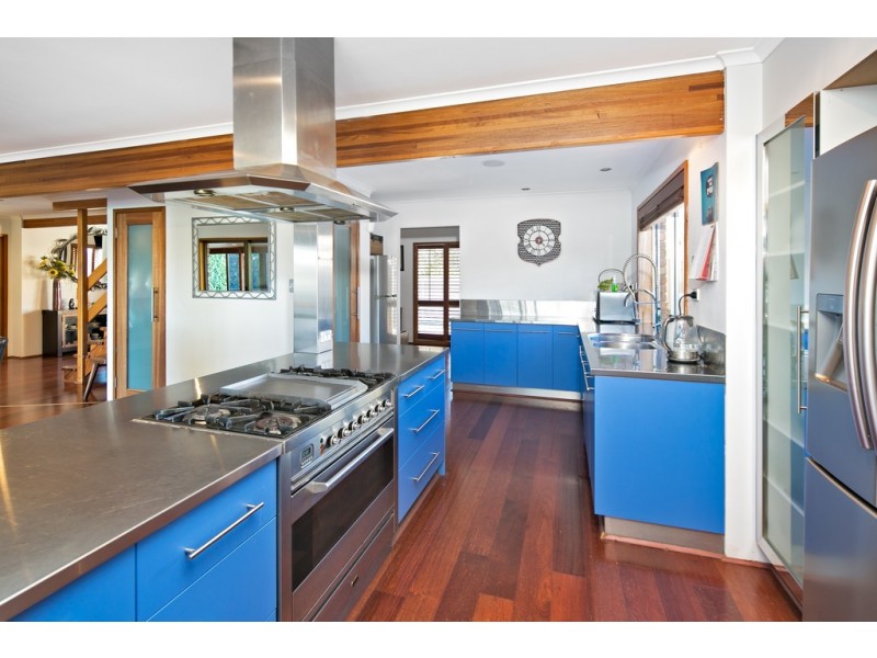 43 Anchorage Drive, Raby Bay QLD 4163