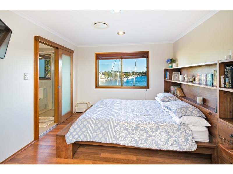 43 Anchorage Drive, Raby Bay QLD 4163