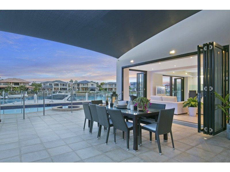 5 Sentinel Court, Raby Bay QLD 4163