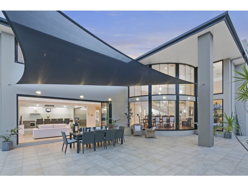 5 Sentinel Court, Raby Bay QLD 4163