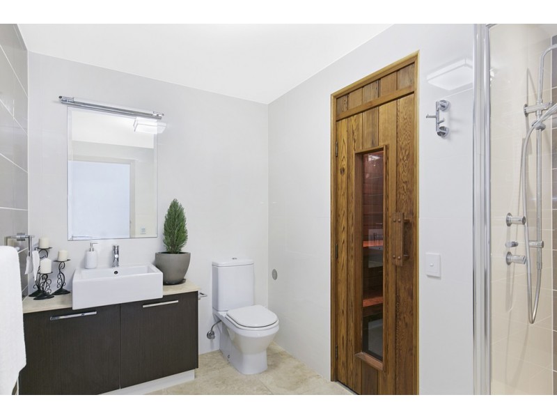 5 Sentinel Court, Raby Bay QLD 4163