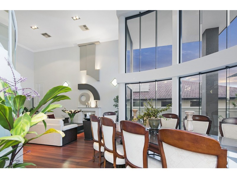 5 Sentinel Court, Raby Bay QLD 4163