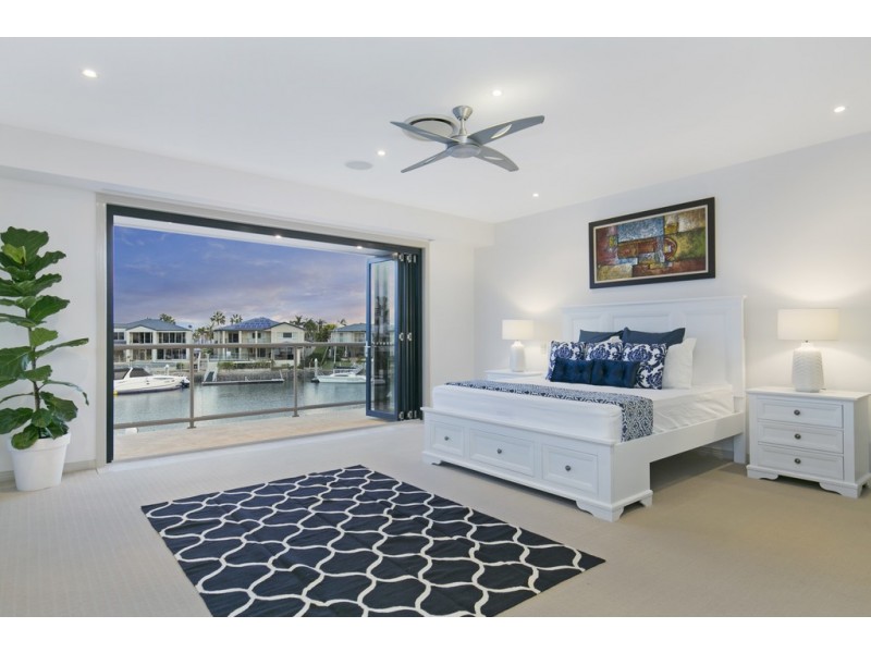 5 Sentinel Court, Raby Bay QLD 4163
