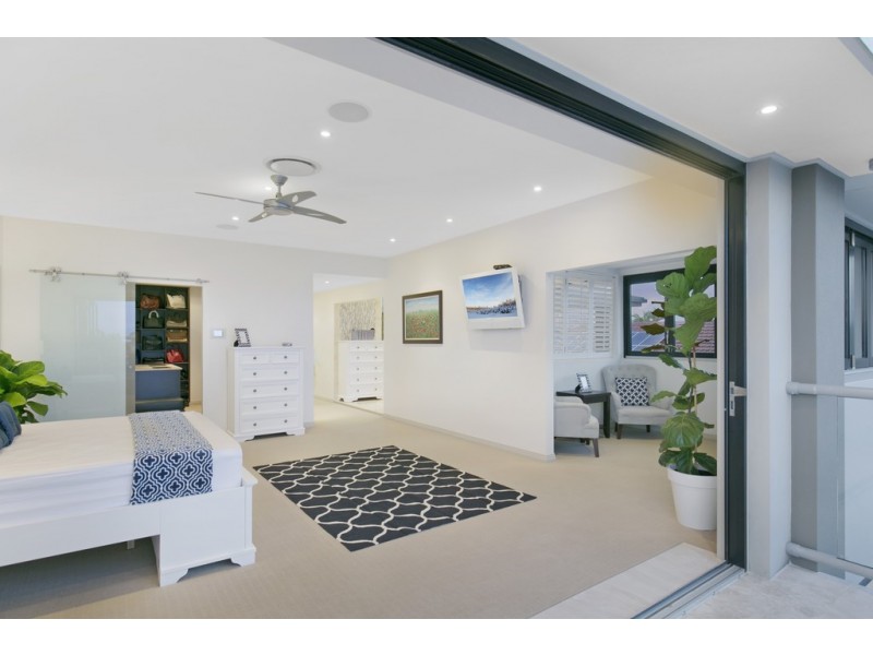 5 Sentinel Court, Raby Bay QLD 4163