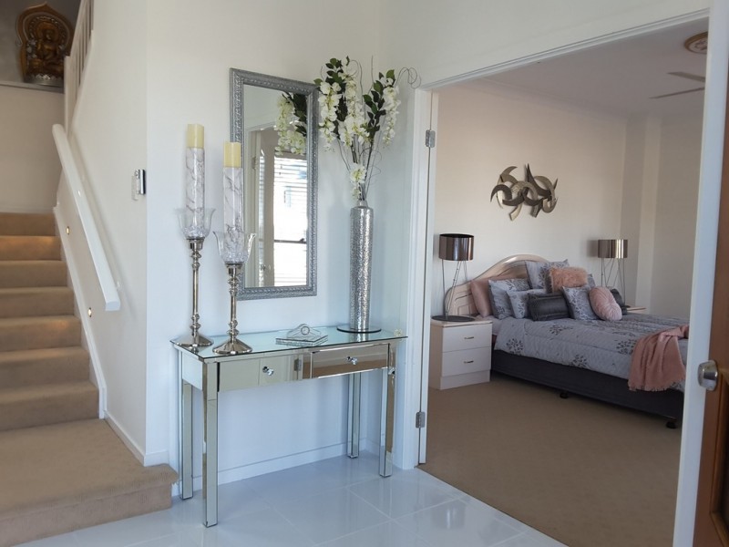 6 Haslingden Drive, Redland Bay QLD 4165