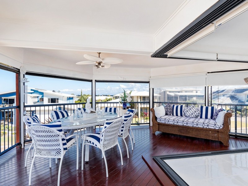 6 Haslingden Drive, Redland Bay QLD 4165