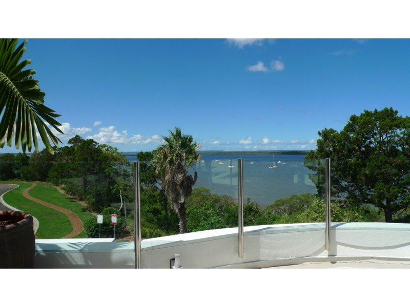 28 The Boulevard, Redland Bay QLD 4165