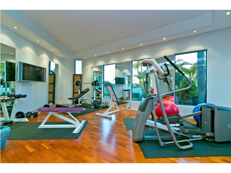 28 The Boulevard, Redland Bay QLD 4165