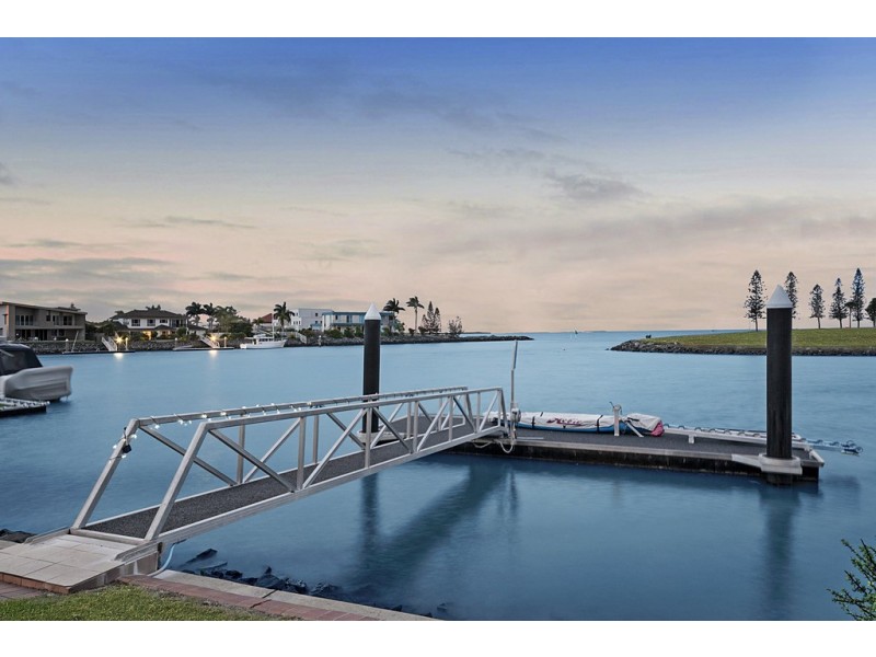 43 Piermont Place, Raby Bay QLD 4163