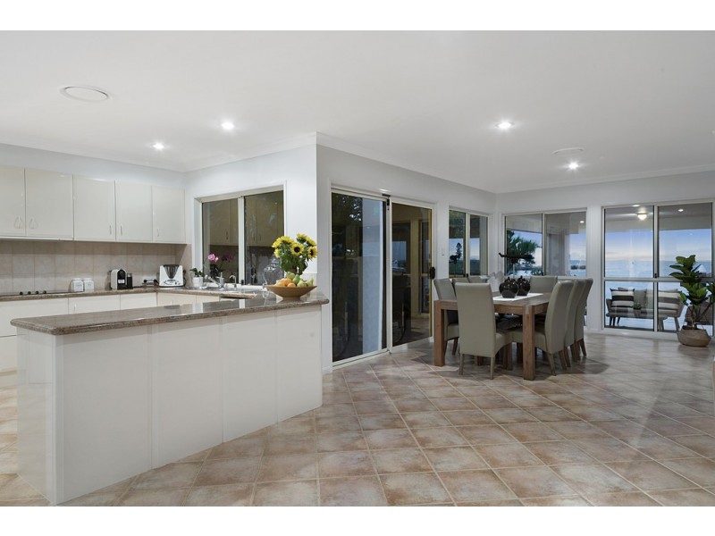 43 Piermont Place, Raby Bay QLD 4163