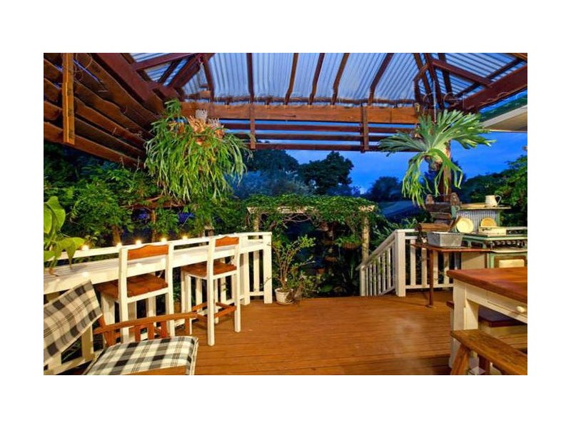 101 Passage Street, Cleveland QLD 4163