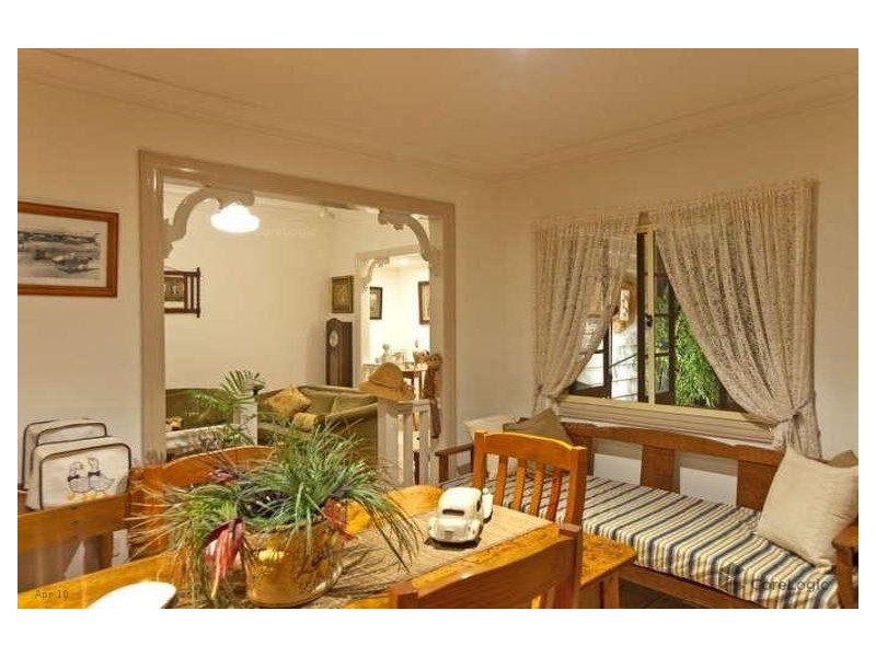 101 Passage Street, Cleveland QLD 4163