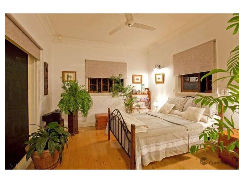 101 Passage Street, Cleveland QLD 4163