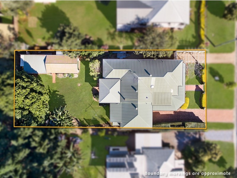 101 Passage Street, Cleveland QLD 4163