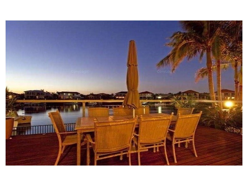 6 Beaufort Court, Raby Bay QLD 4163