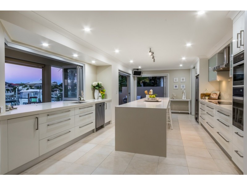 23 Caravel Court, Raby Bay QLD 4163