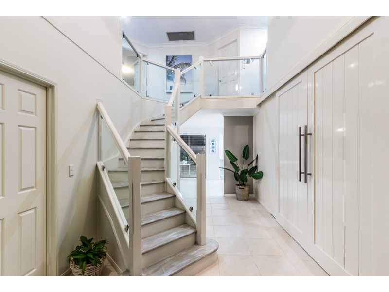 23 Caravel Court, Raby Bay QLD 4163