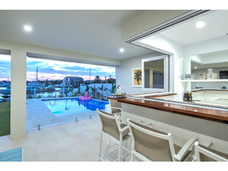 35a Sentinel Court, Raby Bay QLD 4163