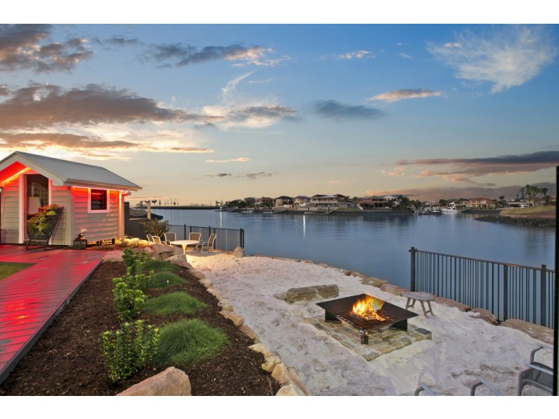 24 Voyagers Court, Raby Bay QLD 4163