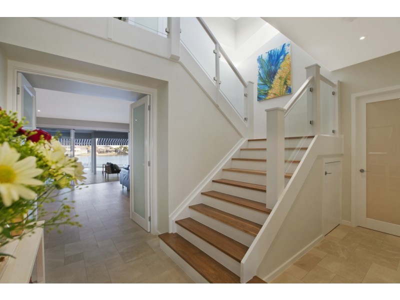 24 Voyagers Court, Raby Bay QLD 4163