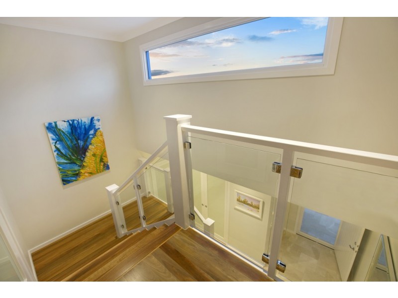 24 Voyagers Court, Raby Bay QLD 4163