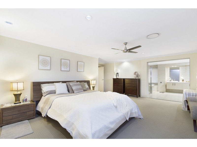 66 Manning Esplanade, Thornlands QLD 4164