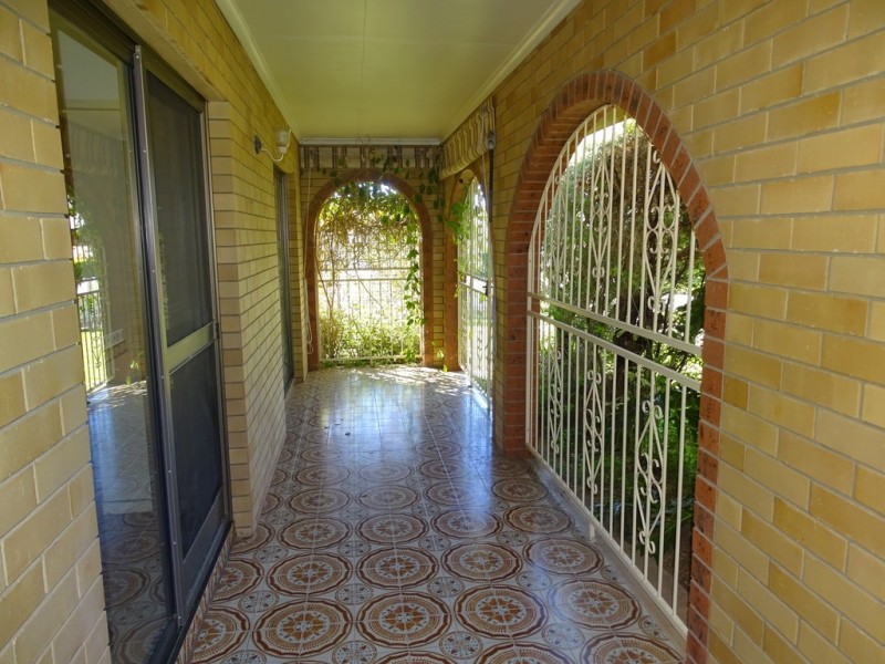 17 Tarcutta Street, Cleveland QLD 4163