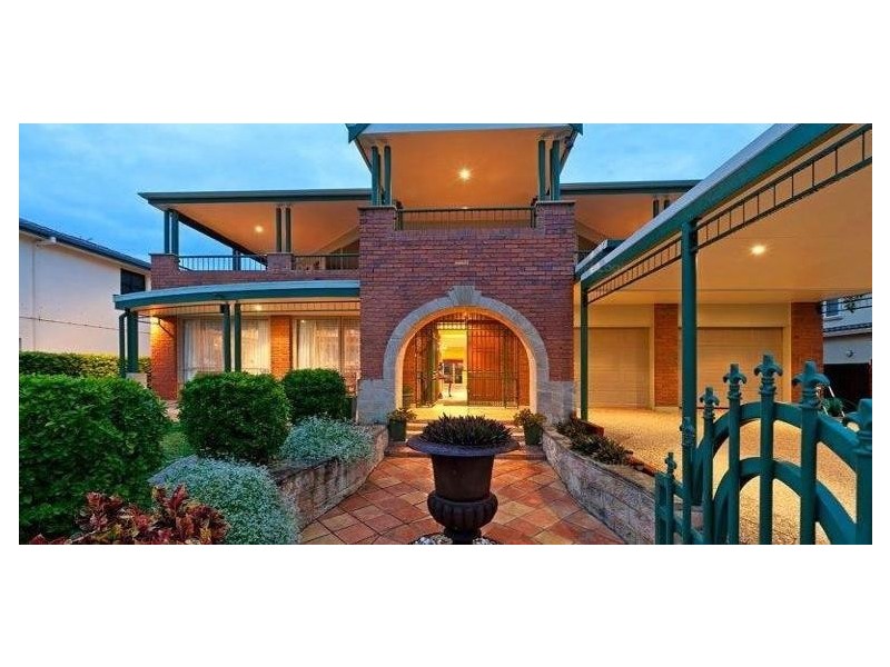 97 Masthead Drive, Raby Bay QLD 4163