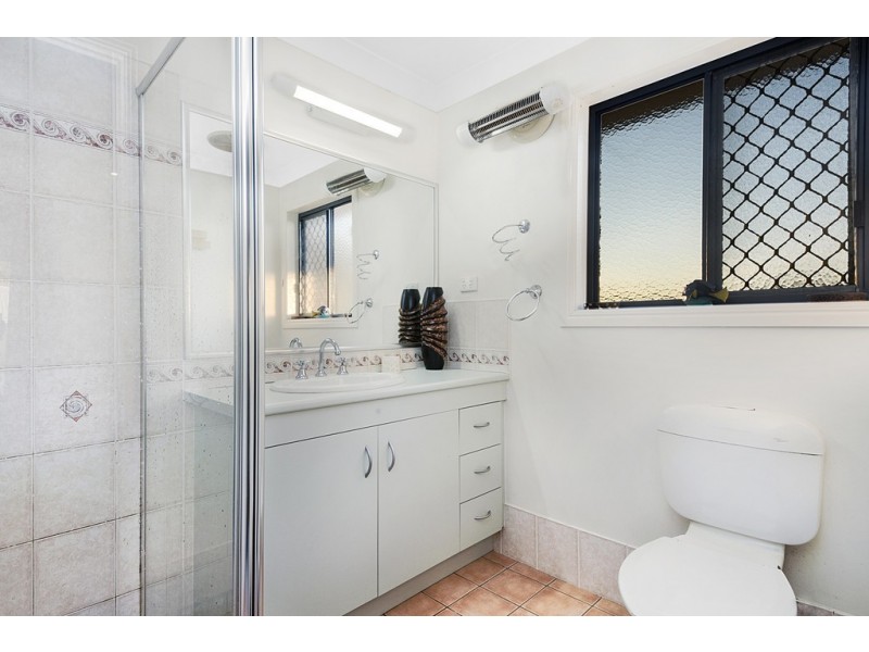 562 German Church Road, Redland Bay QLD 4165