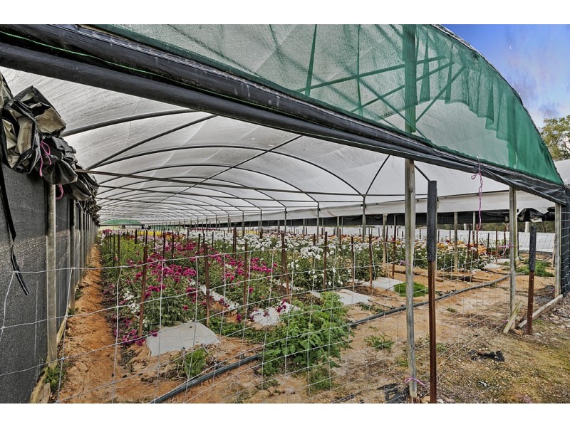 562 German Church Road, Redland Bay QLD 4165