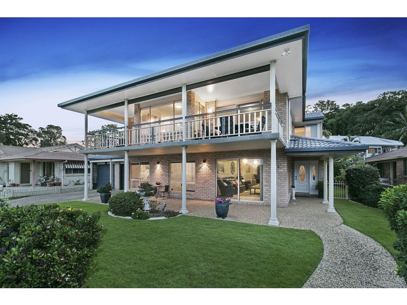 213 Esplanade, Redland Bay QLD 4165
