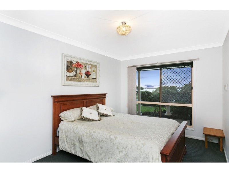 213 Esplanade, Redland Bay QLD 4165