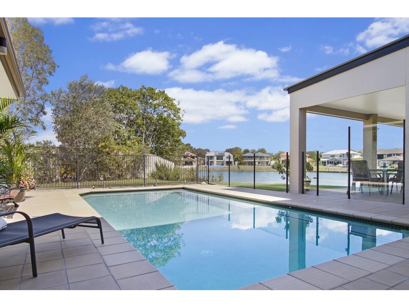 8 Helena Street, Wellington Point QLD 4160