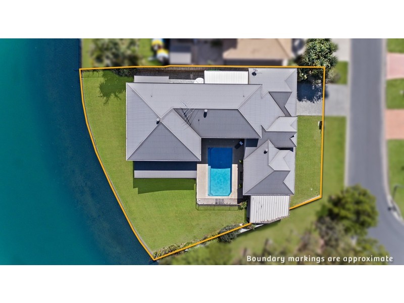 8 Helena Street, Wellington Point QLD 4160