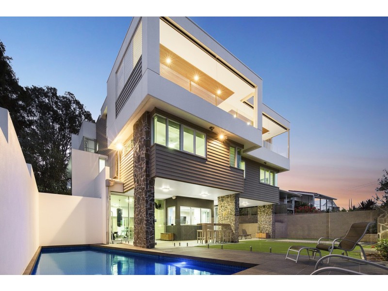 8 Sand Street, Ormiston QLD 4160