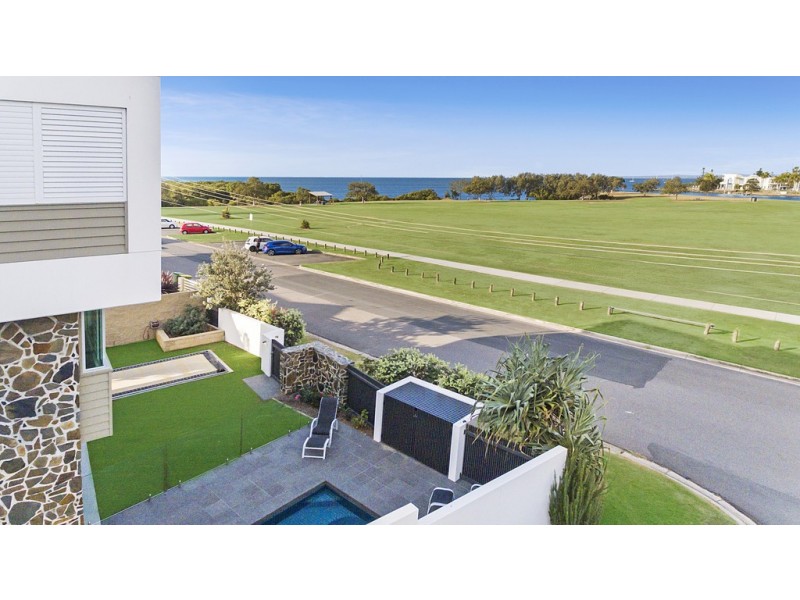 8 Sand Street, Ormiston QLD 4160