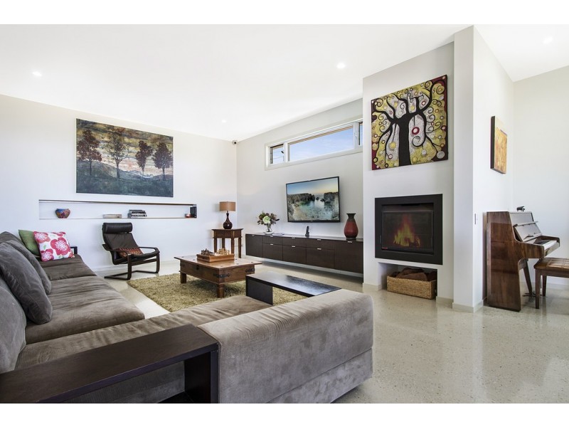 8 Sand Street, Ormiston QLD 4160