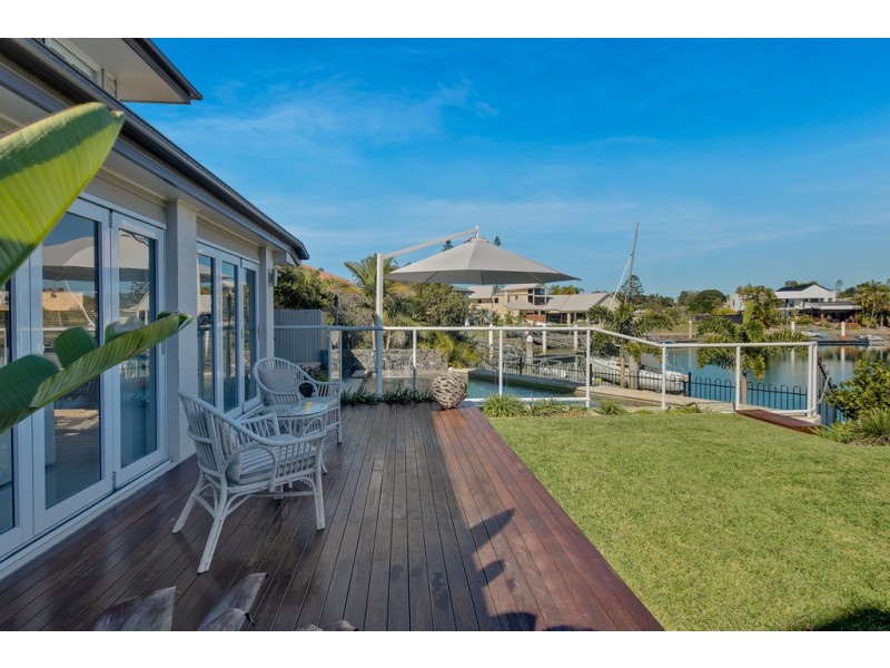 22 Carling Court, Raby Bay QLD 4163