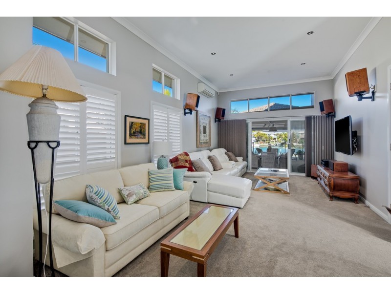 22 Carling Court, Raby Bay QLD 4163