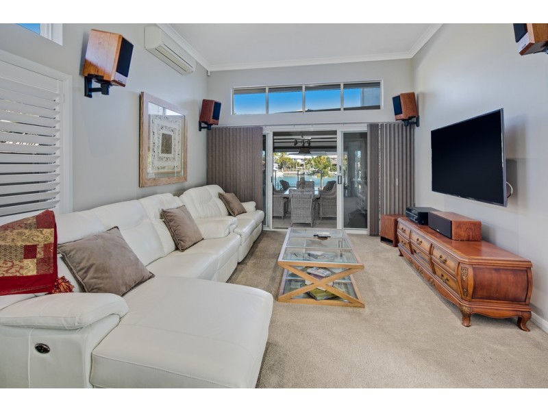22 Carling Court, Raby Bay QLD 4163