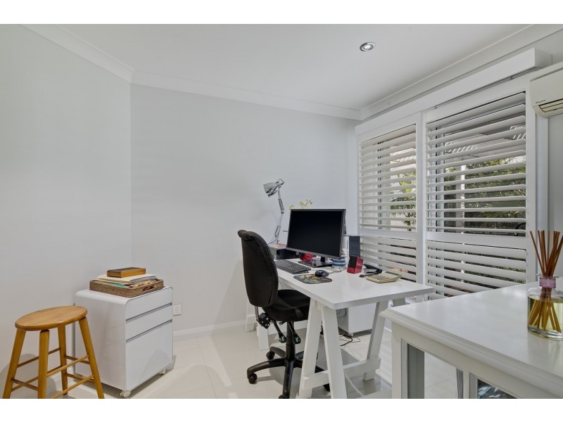 22 Carling Court, Raby Bay QLD 4163