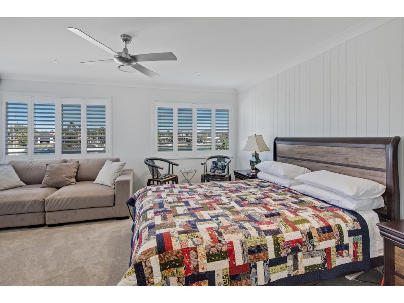 22 Carling Court, Raby Bay QLD 4163