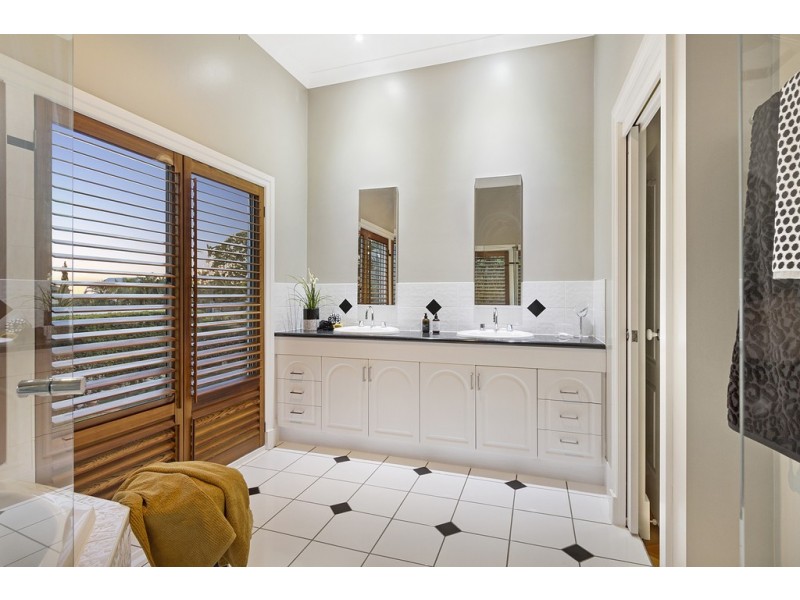 34 Colburn Avenue, Victoria Point QLD 4165