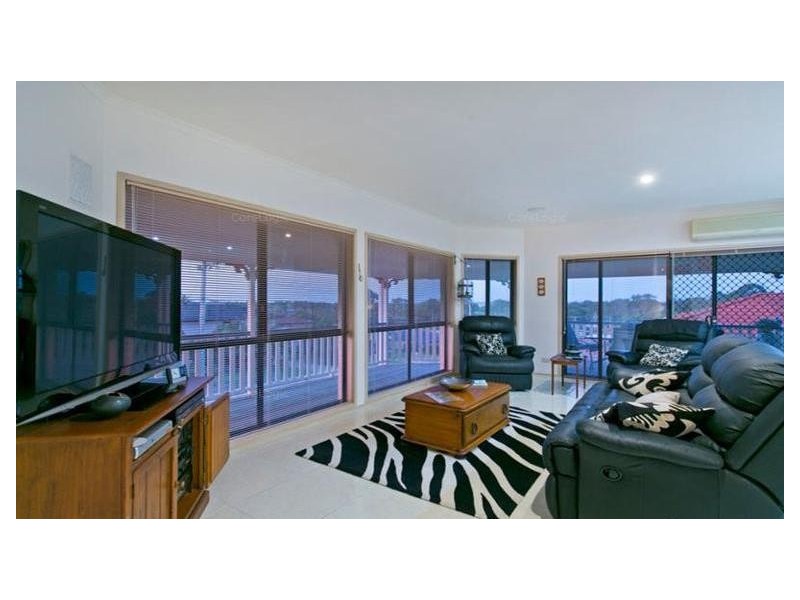 9 Kooringa Avenue, Cleveland QLD 4163