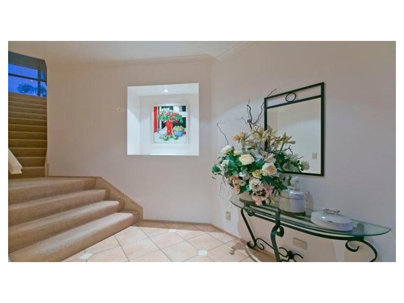 9 Kooringa Avenue, Cleveland QLD 4163