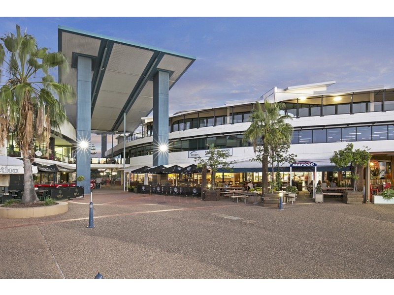 232-236 Shore Street North, Cleveland QLD 4163