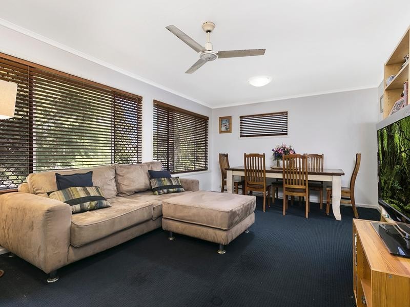 15 Station Street, Wellington Point QLD 4160