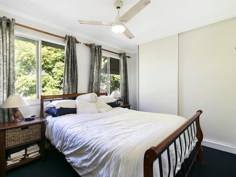 15 Station Street, Wellington Point QLD 4160